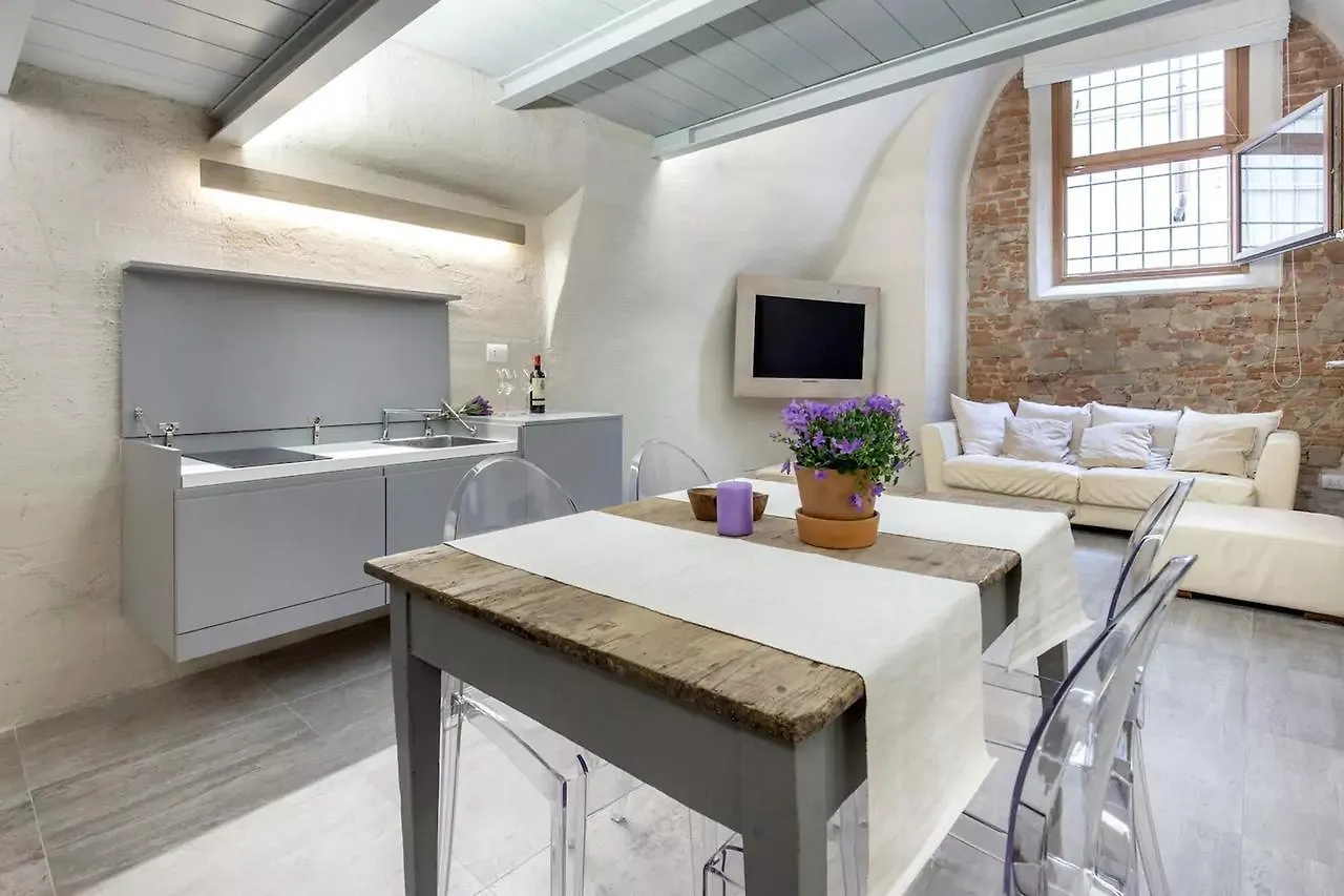 Michelangelo Modern Loft Hotel Florence